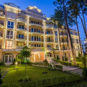 Venera & Anastasia Palace Apartment Sunny Beach